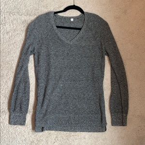 Grey long sleeved sweater